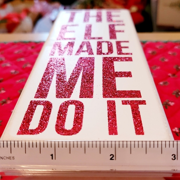 Festive Holiday Sign - Red and White - Picture 4 of 4